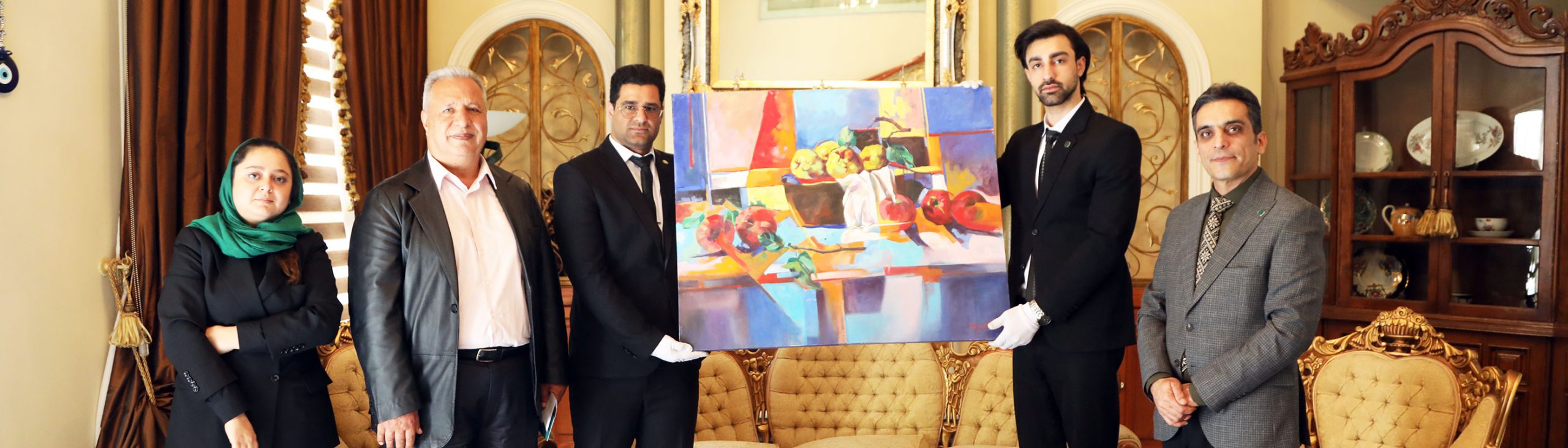 اهدای-تابلوهای-نقاشی-باران---۱